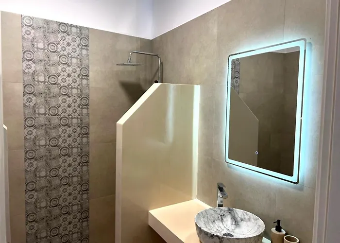 Aqualis * آداماس