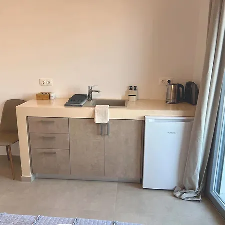 Aqualis 아다마스