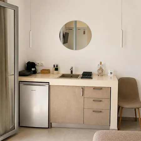 Hotell Aqualis Adamantas (Milos)